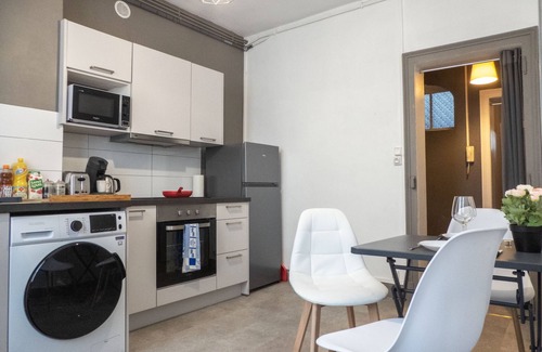 Verdun Appartement | Harmonie - Cosy Comfy 2Beds +50m² Central FastWiFi SmartTV55" PrimeVideo BBQ