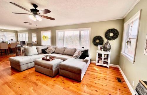 Mill Spring Maison | Harmony House - cozy, private mountain home, with firepit and pool table, located 10 minutes from Tryon Equestrian Center, Lake Lure, Local Wineries, and wedding venues