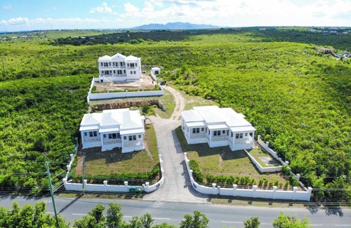 Welches Hill Villa | Harmony is perfect for family or groups! Lots of space with a breathtaking view!
