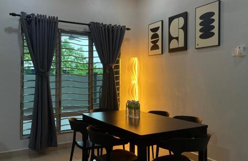 Sungai Pelek Maison | Harmony Lodge