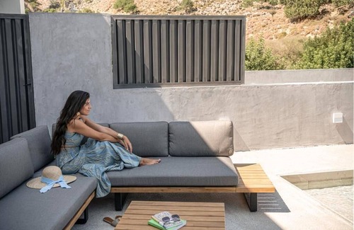 Patsianos Maison | Haroupia Junior Luxury Suite with Private Pool