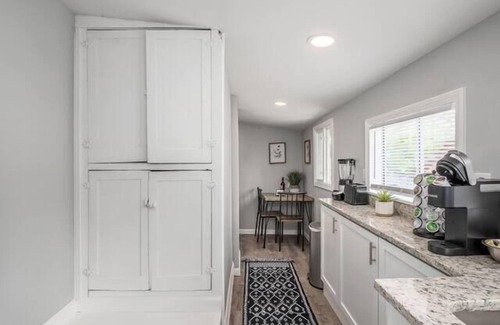 Downtown Columbus Maison | HARRISON STUDIO IN HEART OF COLUMBUS