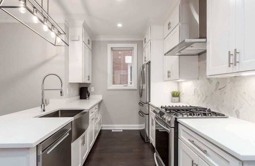 Downtown Columbus Maison | Harrison West 6BR New Build Family Friendly