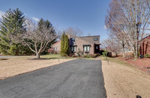 Harrisonburg Maison | Harrisonburg Home with Deck - 2 Mi to JMU!
