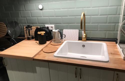 Bruhlervorstadt Appartement | Harry's Apartment