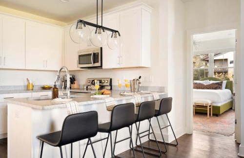 Chestnut Hill Maison | Hart Suite Buyout 5 by AvantStay Two Town House Buyout w Modern Amenities in Nashville