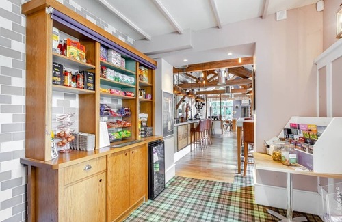 Newton St Loe Chalet De Ski | Hartfield Watersedge Lodge