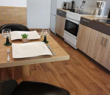 Friedland Appartement | Haus am Eichenwall, Fewo1, Residenz + Ferienwohnungen