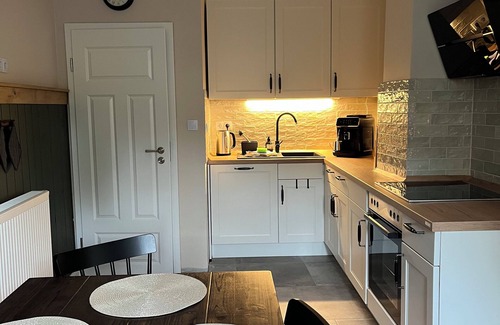 Glindfeld Appartement | Haus am Walde in Küstelberg mit Eigener Infrarotsauna! Familienfreundlich!