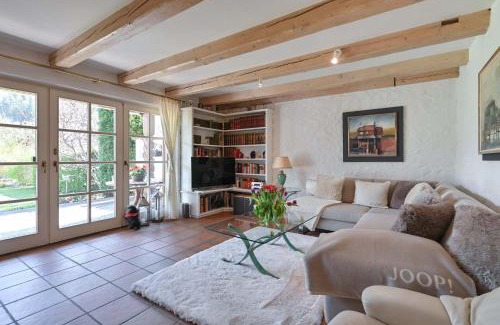 Horn Maison | Haus Bella