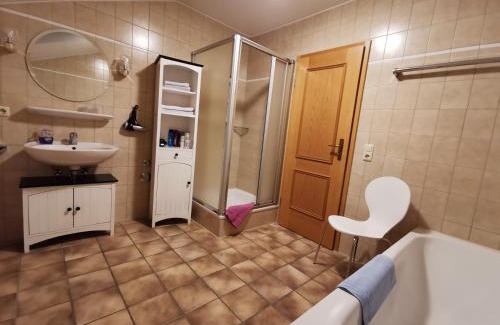 Alterschrofen Appartement | Haus Bullachberg