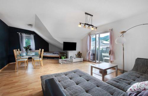 Dottingen Appartement | Haus Castellbergblick Dachgeschoss