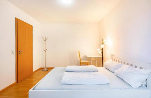 Dottingen Appartement | Haus Castellbergblick 3 Whg