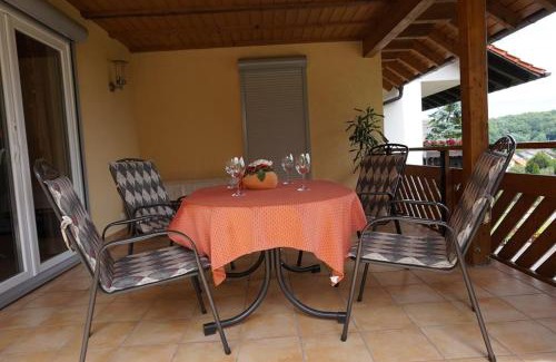 Stein Appartement | Haus Edith