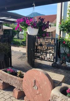 Albersweiler Appartement | Haus Helga