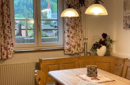 Berwang Appartement | Haus Helli