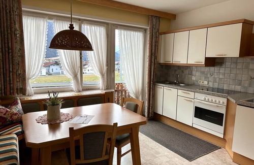 Tarrenz Lit Et Petit-Déjeuner | Haus Hermine - Appartement/fewo