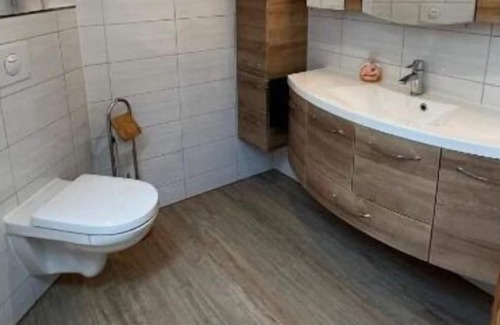 Wiegboldsbur Appartement | Haus Ingo- Platzwunder für Familien mit Großem Garten und Weitblick