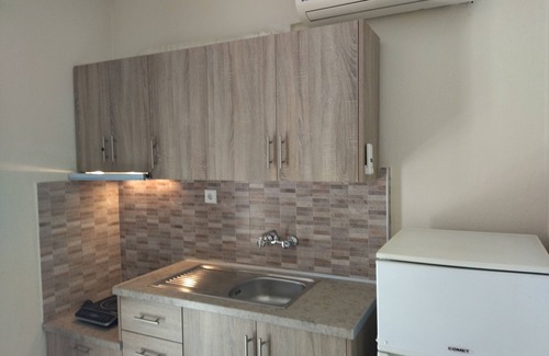 Paralia Dionysiou Maison | Haus Jorgos by Booking Kottas