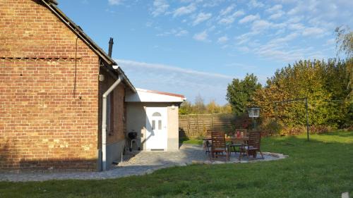 Am Salzhaff Maison | "Haus Landgang" für Naturliebhaber, strandnah, ruhig, mit großem Garten