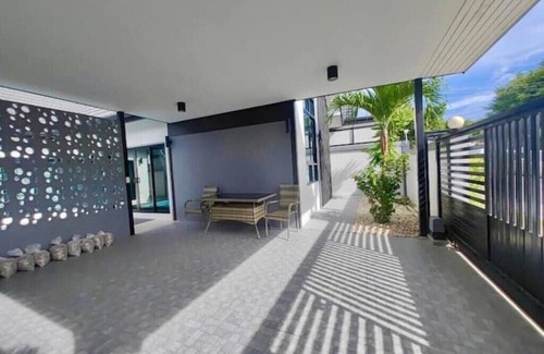 Nong Pla Lai Maison | Haus mit Pool zu Vermieten