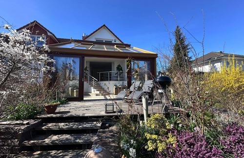 Bad Doberan Maison | Haus Ostseesprung - Holiday home - free WLAN, parking lot and shared garden - Large