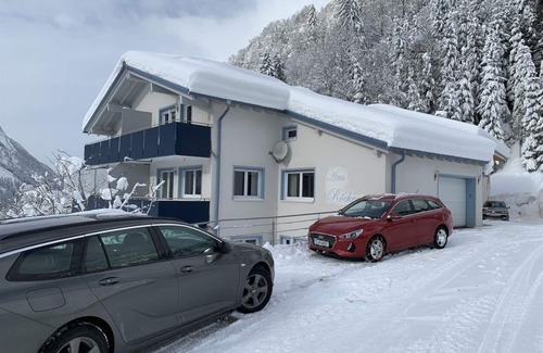 Dalaas Appartement | Haus Röcken - Apartment 4 bedrooms, large living/dining area
