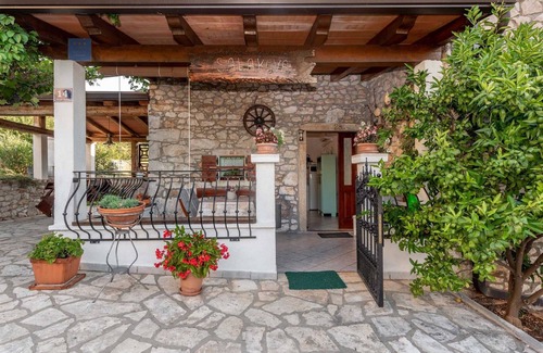 Rabac Villa | Haus Salakova une belle maison en pierre vintage