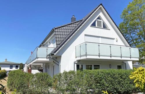 Thiessow Appartement | Haus Sanddorn - Ferienwohnung 7 mit Südbalkon
