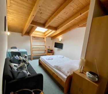 Warnemuende Appartement | Haus Seewind Warnemünde