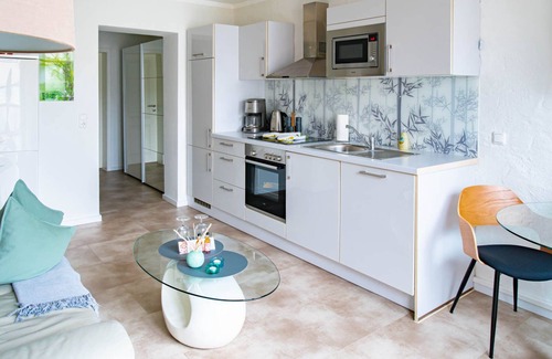 Warnemuende Appartement | Haus Shiralee