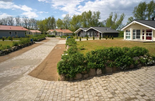 Insel Poel Maison | Haus Strandbrise - holiday home in a peaceful location, directly on the Salzhaff