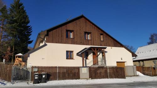 Jiretin pod Jedlovou Appartement | Haus Tolštejn