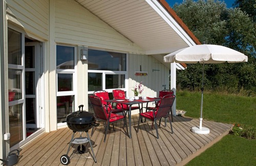 Insel Poel Maison | Haus Vogelparadies - In a peaceful location, directly on the Salzhaff with a vie