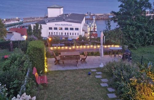Sassnitz Maison | Haus Waterkant - traumhafter Meerblick und Garten