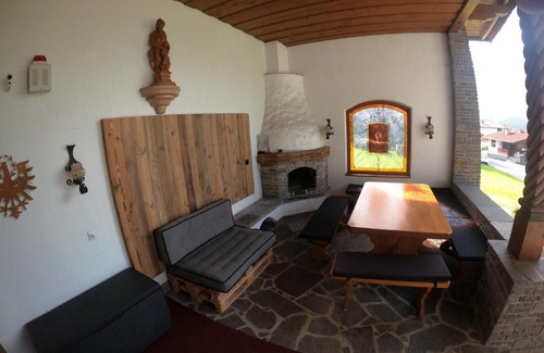 Sautens Maison | Haus Wolfi