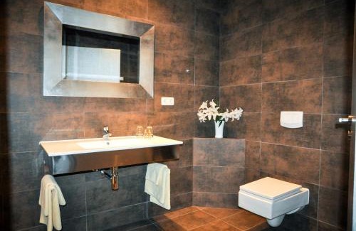Old Town Maison | Haus Wullfcrona