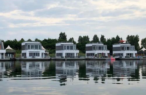 Bitterfeld Villa | Hausboot Elandi
