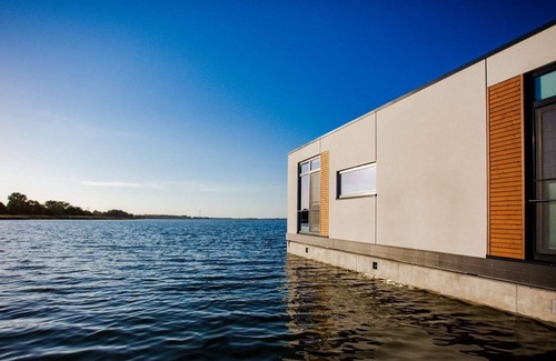 Ribnitz Appartement | Hausboot für 6 Gäste mit 85m² in Ribnitz-damgarten