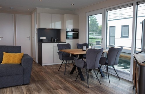 Vetschau/Spreewald Appartement | Hausboot für 4 Gäste mit 45m² in Vetschau/spreewald