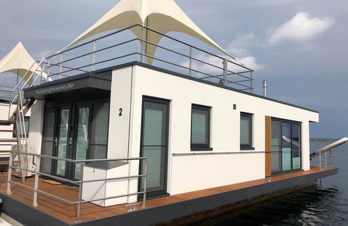 Vetschau/Spreewald Appartement | Hausboot für 4 Gäste mit 45m² in Vetschau/spreewald