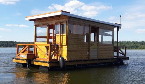 Wustrow Location De Bateaux | Hausboot/Floss