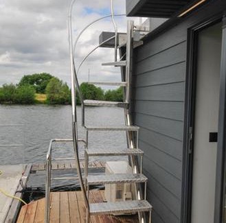 Weyhe Location De Bateaux | Hausboot La Mare Gabi