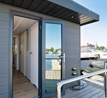 Weyhe Appartement | Hausboot La Mare Seeblick