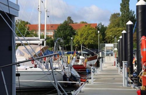 Knieper Nord Location De Bateaux | Hausboot Liliput
