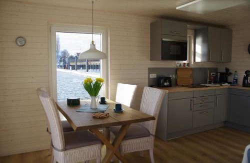 Knieper Nord Location De Bateaux | Hausboot Liliput