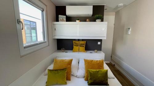 Ribnitz Location De Bateaux | Hausboot Sunday