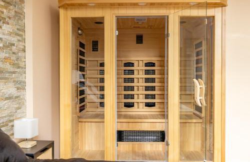 Bouguenais Appartement | Haussmannien Standing and Confort - Sauna - 7 pers