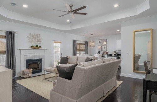 Northport Maison | Haute Hideaway!