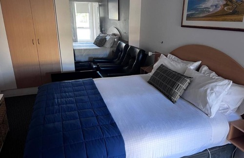 Devonport Cabine | Have a Tasmanian adventure—beautiful scenery/plenty of room options